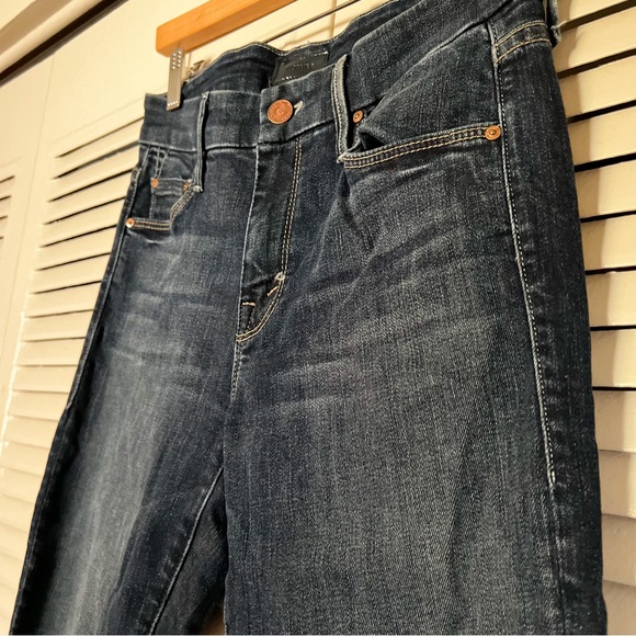 Mother | The Looker Skinny Jeans in Here Kitty, Kitty Dark Wash - Picture 4 of 9